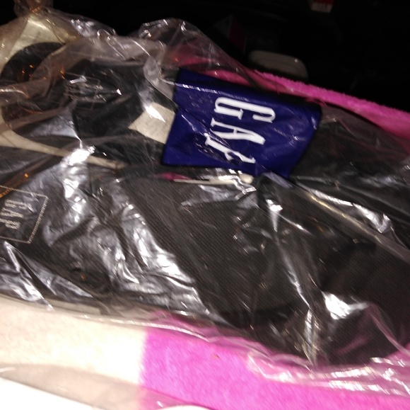 GAP WOMEN'S FLIP - FLOP BUNDLE - Picture 7 of 8